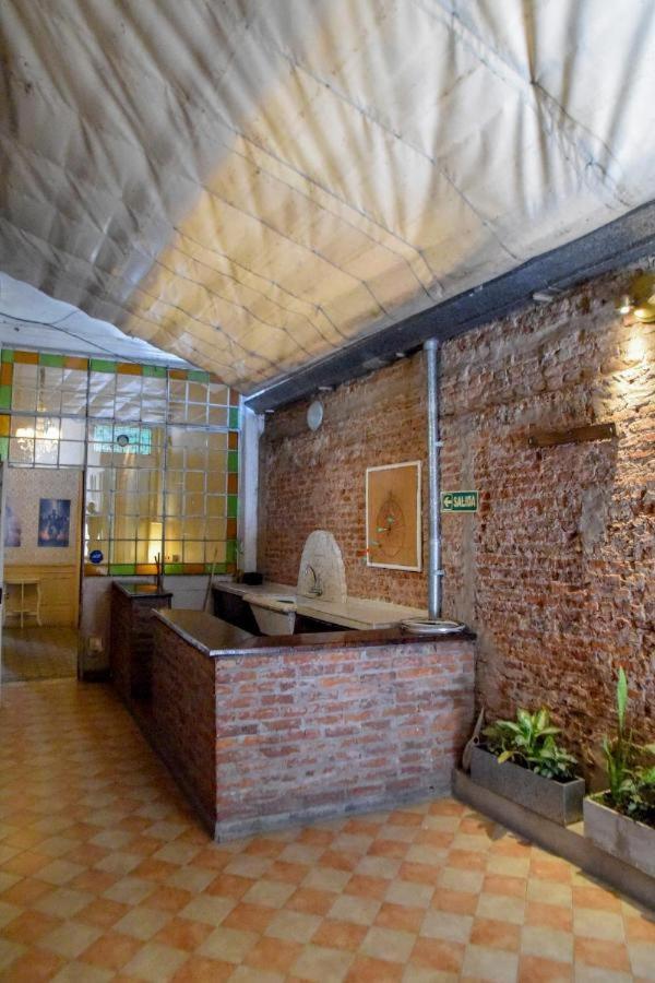 El Templario Hostel Buenos Aires Exterior photo